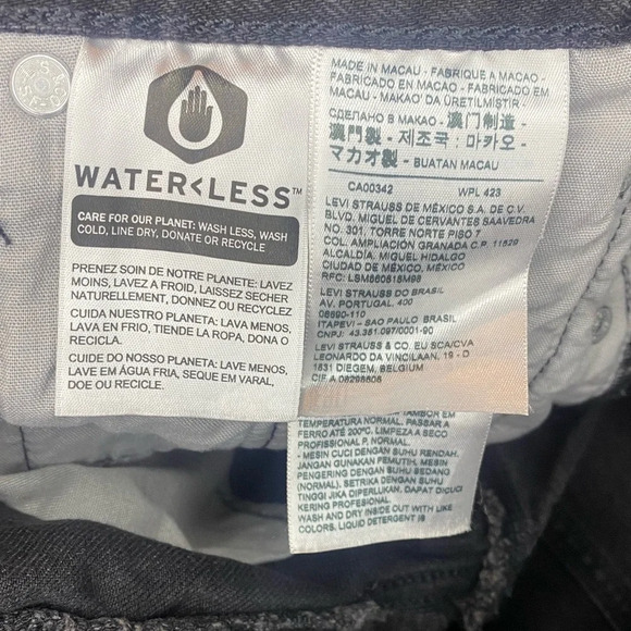 Women’s Levi’s 501 high rise shorts - Picture 5 of 6